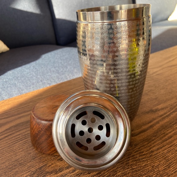 Unique cocktail shaker - Picture 2 of 5